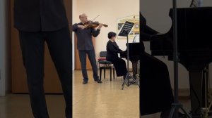 Р.Шуман Адажио и Аллегро.
А.Шелковников(альт)-Ю.Маллале(фортепиано)