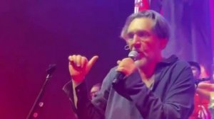 Шнуров снял порчу с Байкала после полизавшего лед SHAMAN (Шаман)