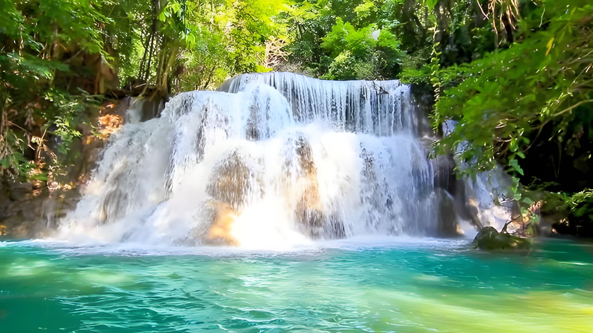 Водопады в густом лесу. 💧 Водопад, белый шум, звуки природы для сна.