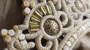 ВЫШИЛА ЖЕМЧУЖНЫЙ ВЕНЕЦ 19 ВЕКА В ТЕХНИКЕ САЖЕНИЕ ПО БЕЛИ. ПРИГЛАШАЮ НА МАСТЕР-КЛАСС