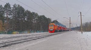 Тепловоз 3ТЭ28 - 0100  "Амурка" со сплоткой 3ТЭ28 - 0098 - 0103