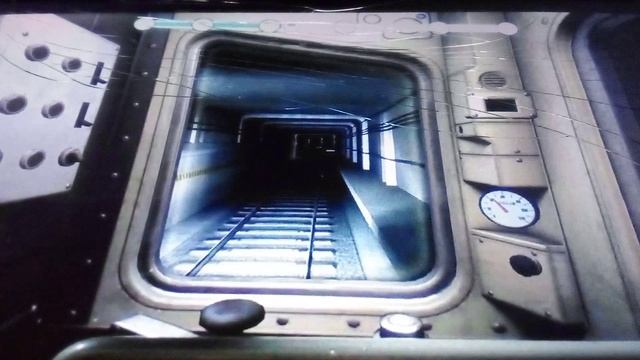 Стал великим машинистом в Нью Йорке. Управляю поездом в симуляторе метро.