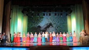 Во узенький проулочек