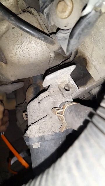 Замена кислородного датчика Ларгус(часть2)