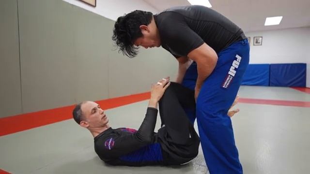 How to Improve Your De La Riva Attacks in Jiu Jitsu - Brian Glick