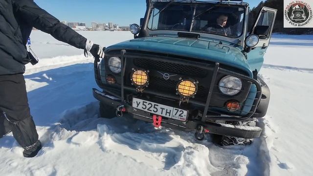 Внедорожный выезд за канистрой - пробиться не смогли