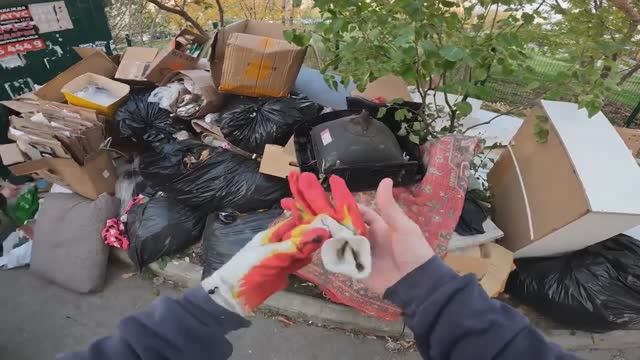Как_я_зарабатываю_лазая_по_мусоркам_Dumpster_Diving_RUSSIA_