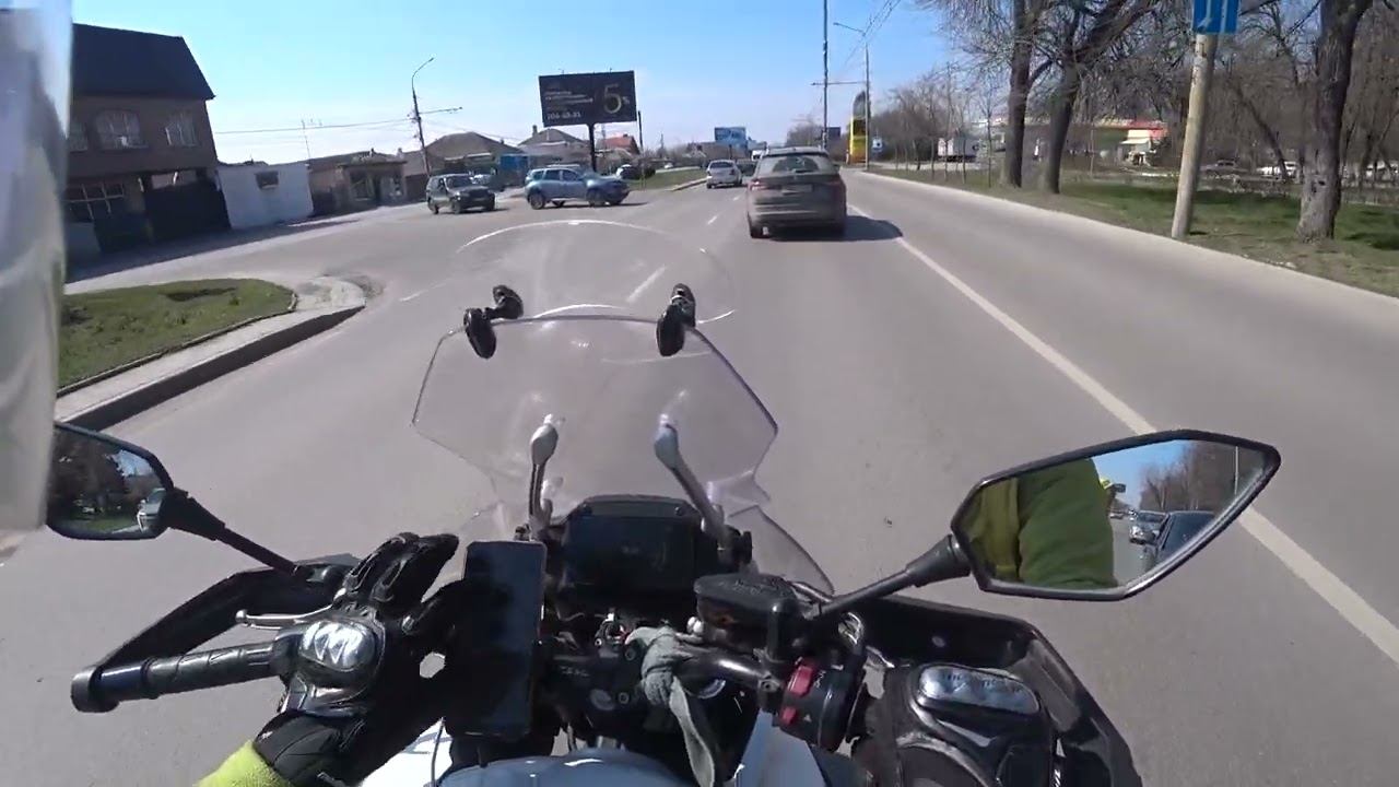 Когда посигналили  Мото Курьеру