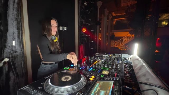 Lisa Marty - IBIZA CLUB LIVE DJ SET. Indie Dance; Tech House