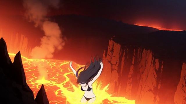 Упала в огненную жидкость