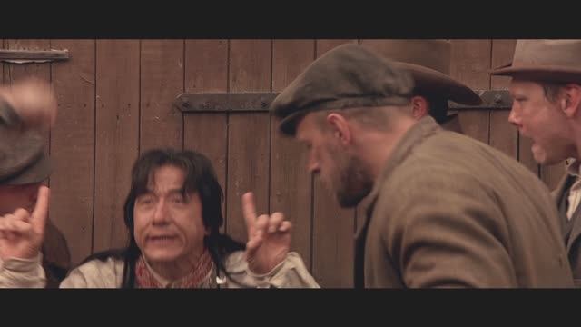 Шанхайские рыцари: Заварушка на рынке