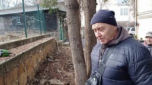 У жителей Кисловодска, ул. Широкая 24,срубили 13 здоровых деревьев и захватили их землю! 2.03.2026 г