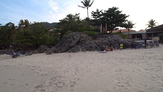 Обсудили и осудили всех )))