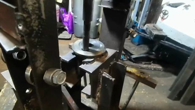 Ремонт снегохода буран .