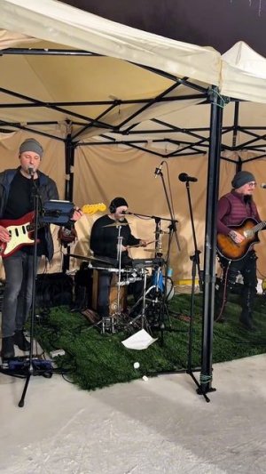 Ледовый каток 1 марта 2026 Ривер Чилл + скольжение