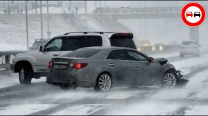 Аварии и ДТП на Скользкой Зимней Дороге. Торопыги Приезжают Последними.