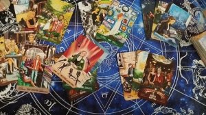 "Кровавый" портрет Карла III: проклятье или ритуал? Тайные знаки и послания для посвященных.