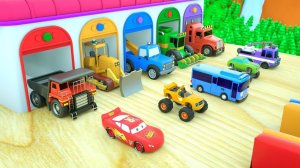 Учим цвета с помощью машинки Маккуин, грузовик Мак и другие уличные транспортные средства для детей