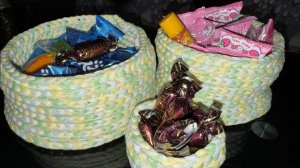 Вечером немного повязала - получилось три корзиночки.