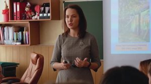 Визитка учителя истории и обществознания Дровосековой Натальи Евгеньевны