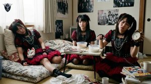 «мой японских трек в стиле BABYMETAL. песня (退屈な日常生活。)