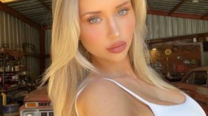 18+ ДЕВУШКИ В БИКИНИ И МУЗЫКА ЛУЧШЕЕ
