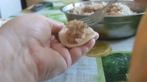 #карусельмоейжизни
Экспромт 😄.Про растишки. И леплю пельмени под разговор.