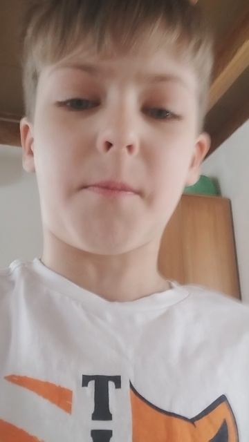 у меня ни хрена не работает запись экрана!!!