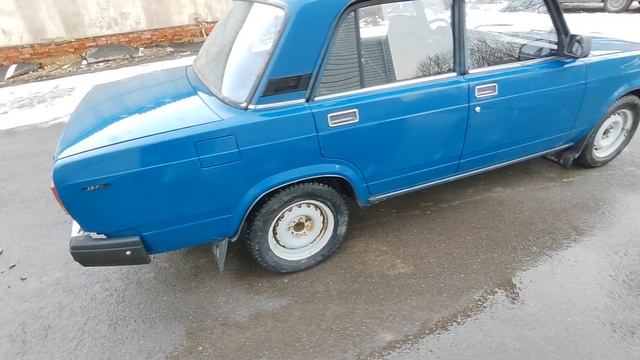 Продаю  2107