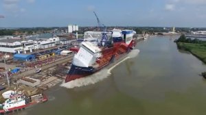 Запуск корабля: 10 потрясающих волн, неудач и опасных ситуаций.