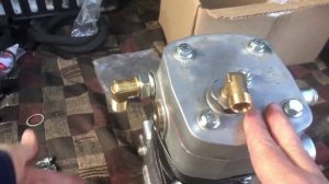 Видео замены старого 2-х цилиндрового компрессора на новый 1-цилиндровый компрессор АМ.3509015-05