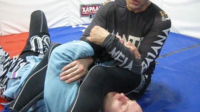 2017 год. Разрушаем иллюзии самооборонщиков всех мастей об укусах в бою.