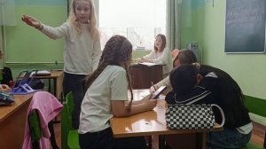 Заснял своих однаклассниц ПИКМИ girl часть 2