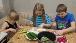 Ура! Опять окрошка!