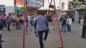 Дедуля полез на Пьяную лестницу