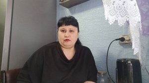 Выходит к подписчикам вся ПОТНАЯ🤣🤣🤣ФУУУ, ПРОТИВНО😝