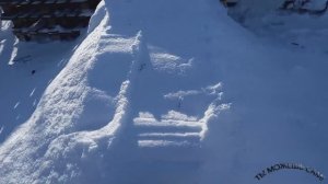 Как построить горку из снега ОЧЕНЬ БЫСТРО и бесплатно!