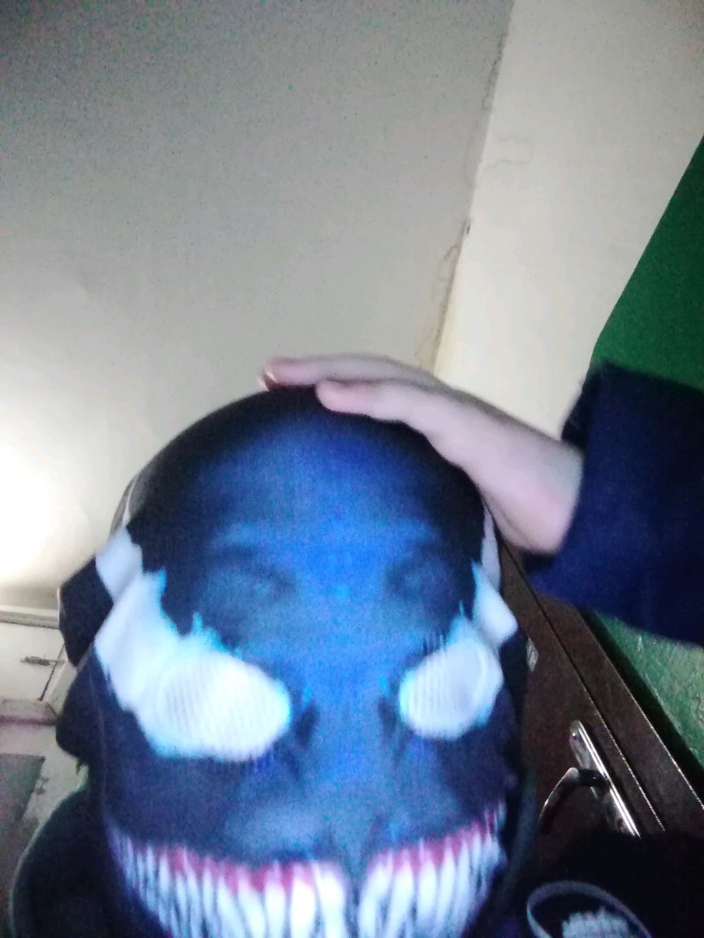 От бомжа до ножа