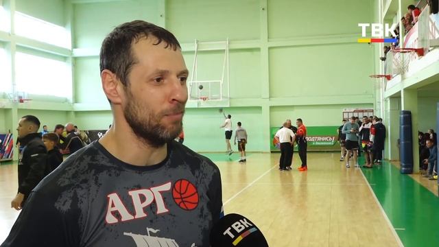 На поле — лучшие: в Искитиме разыграли кубок по регболу среди команд СФО