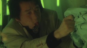 Медальон: Эдди жертвует собой и погибает