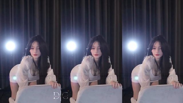 Маленький Огненный дракон 0w0🐲Люпин в белом,