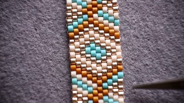 Фенечки из бисера 💖