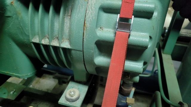 Чиллер хлебанул водички.