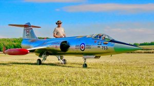 ВАУ !!! ПОТРЯСАЮЩЕ !!! ОГРОМНЫЙ RC F-104 STARFIGHTER / ШКАЛА 1:4 МОДЕЛЬ ТУРБИНА СТРУИТ