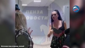 «Я хочу покончить жизнь самоубийством»: певица Слава в слезах после концерта в Пензе