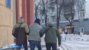 Арест курьера, арест за взятку и избиение подростка: сводка происшествий по Кузбассу