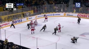 ХОККЕЙ: СХВАТКА С «ЛОКОМОТИВОМ»