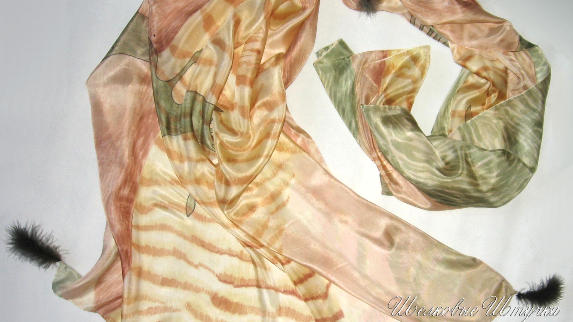 Шелковый палантин батик с рисунком 