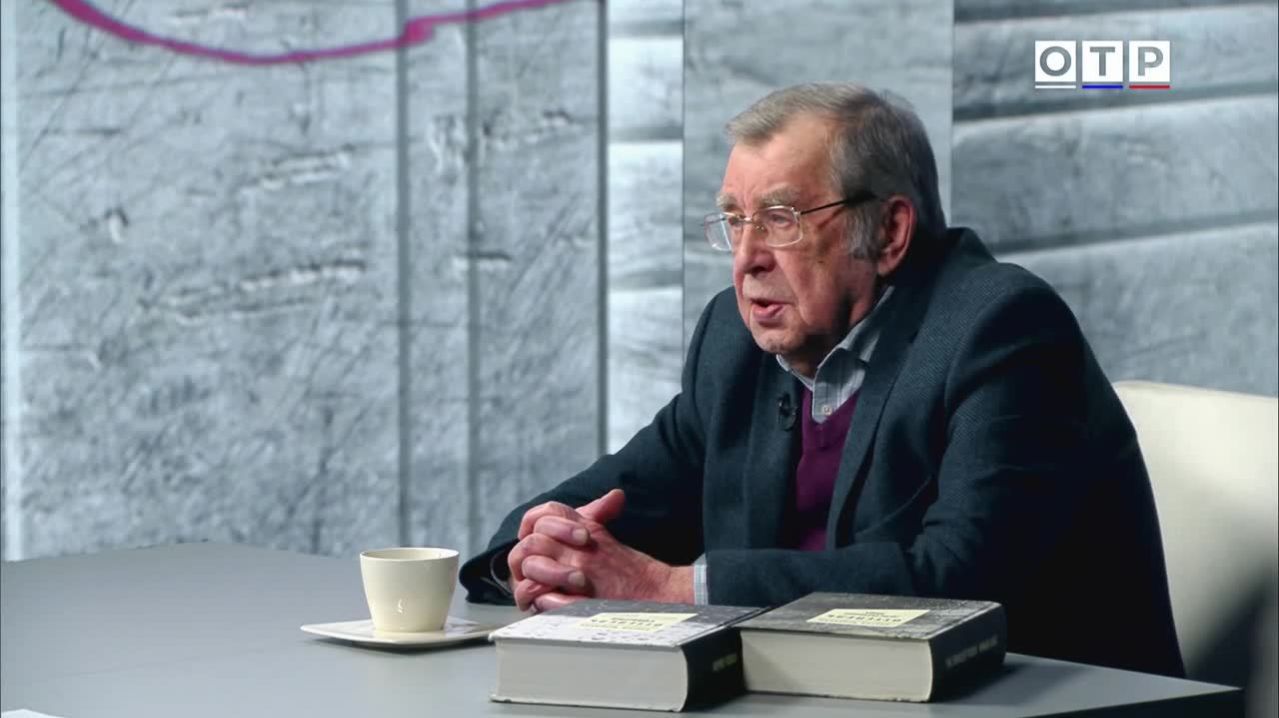 Сергей Чупринин — доктор филологических наук, литературовед, главный редактор журнала «Знамя»