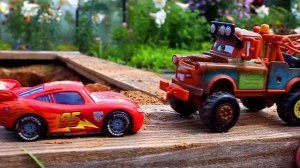 МУЛЬТИКИ ПРО МАШИНКИ 🚗 МОЛНИЯ МАКВИН И ДОЛГАЯ ДОРОГА К МЕЧТЕ. СТРИТ РЕЙСИНГ НА МАКСИМАЛКАХ